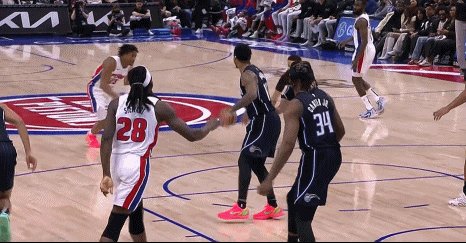 开云体育下载-脚踝变形重伤 艾维腾飞之年却遭意外重创