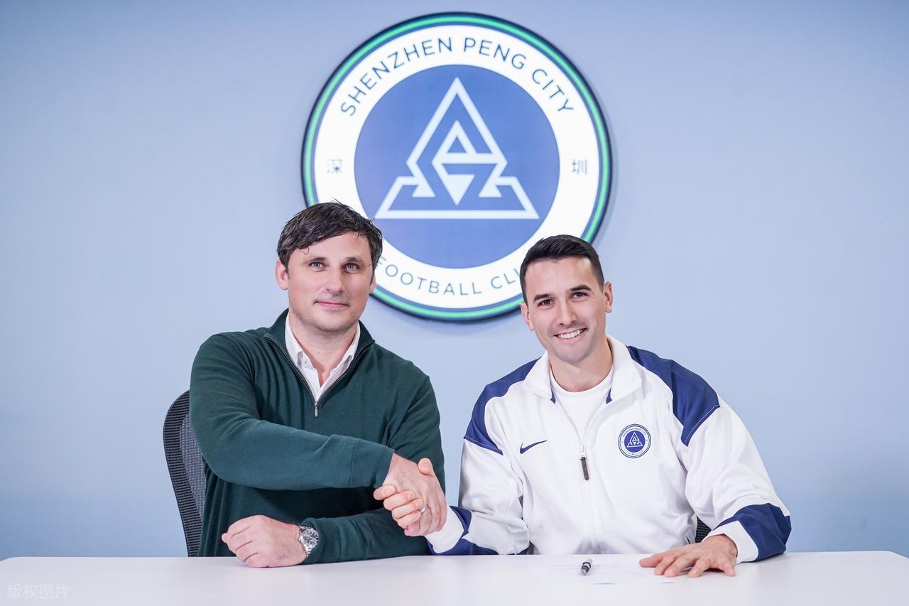 kaiyun-背刺？同样是500万顶薪，嘴里说着喜欢蓉城，周定洋却去了新鹏城