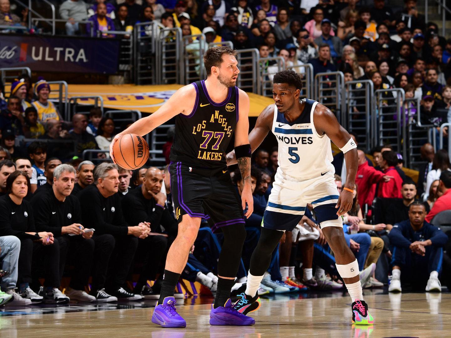 kaiyun-湖人1日内3喜临门！詹姆斯不用着急复出，但东契奇想争冠真需要他